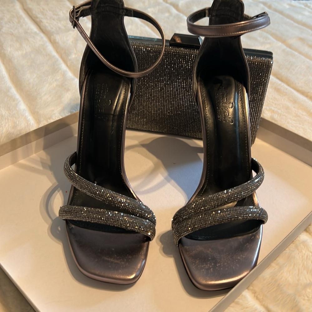 Altin Yak Heels imported from Turkey